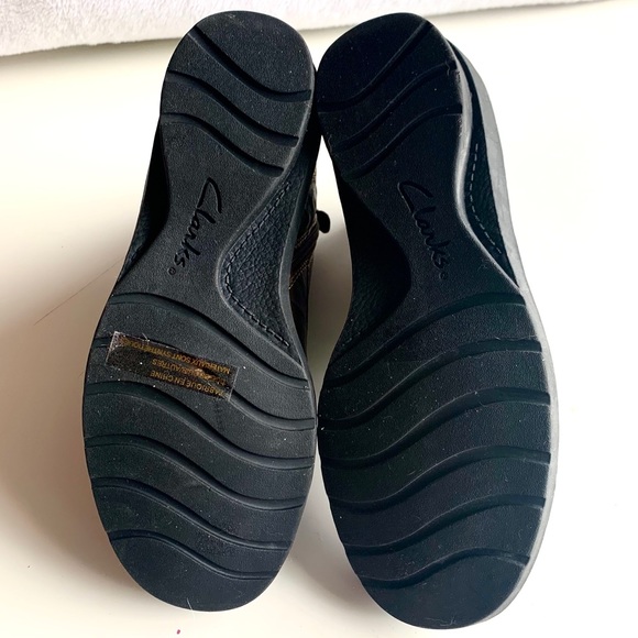 NEW CLARKS Blendables Leather Brown BOOTS Booties - Picture 7 of 8